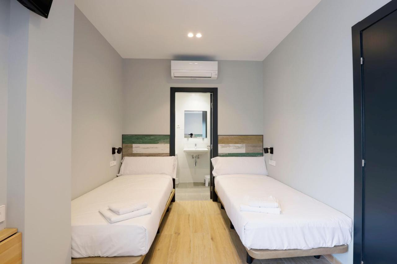 Hey Rooms Cerdanyola del Vallès Exterior foto
